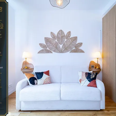 Le Reviron Charme & Elegance A Versailles