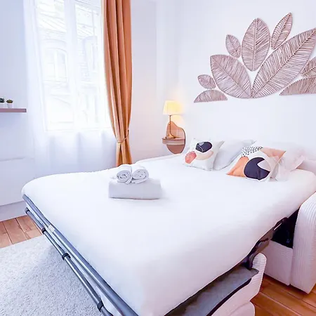 Le Reviron Charme & Elegance A شقة